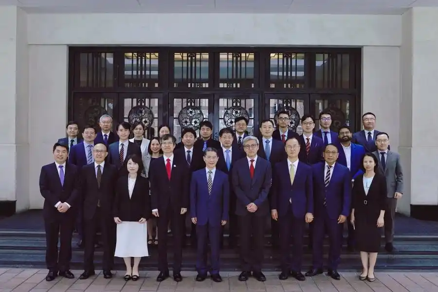 4a36acaf2edda3cc563fc1f22557e70e233f9252 4a36acaf2edda3cc563fc1f22557e70e233f9252